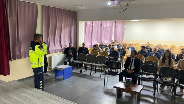 Bolu'da kış önlemleri için güvenli sürüş bilgilendirmesi yapıldı