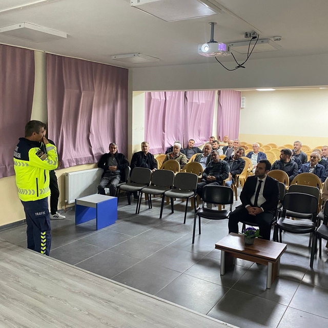 Bolu'da kış önlemleri için güvenli sürüş bilgilendirmesi yapıldı