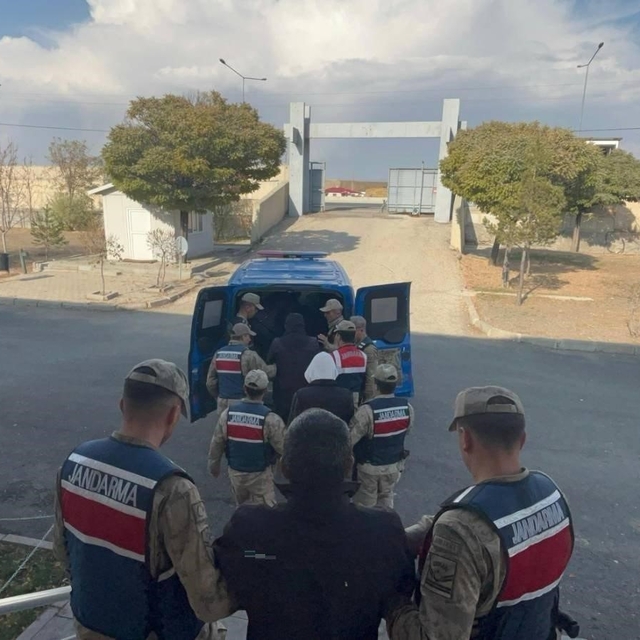 Jandarma'dan kaçak kazı operasyonu