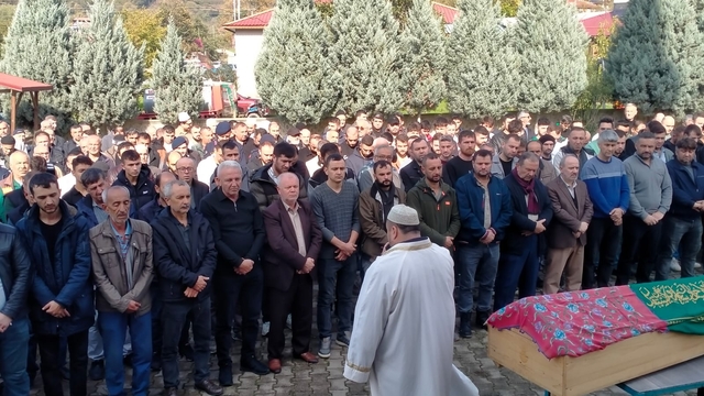 Patpatın çarptığı 2 yaşındaki Eslem öldü, ablası ağır yaralı (2)