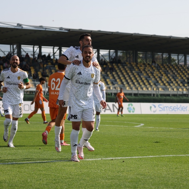 TFF 2. Lig: Aliağa FK: 7 - Adanaspor: 1