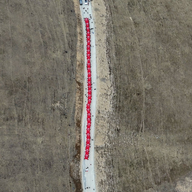 Gümüşhane'de Kabaktepe şehitlerine vefa yürüyüşü düzenlendi