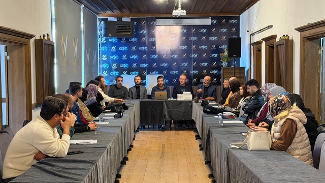 Kütahya'da 15 öğrenciye tablet desteği