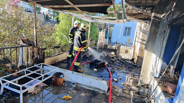 Muğla'da evde çıkan yangın hasara neden oldu