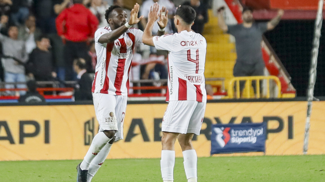 Hesap.com Antalyaspor – Beşiktaş: 1-3