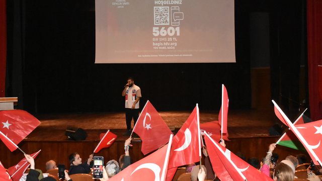 TÜGVA Artvin İl Temsilciliği Filistin'e destek konseri düzenledi