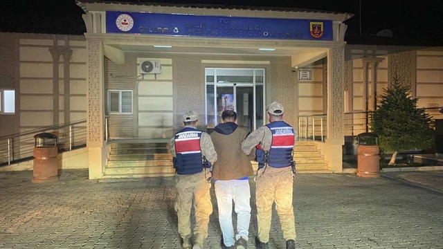 Erciş'te "Kurgulanmış Hırsızlık" oyununu jandarma ortaya çıkardı