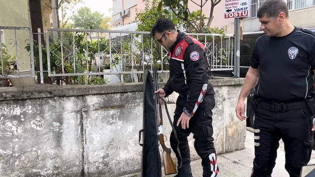 Bursa'da 'huzur' uygulamasında bir şüpheliden av tüfeği çıktı