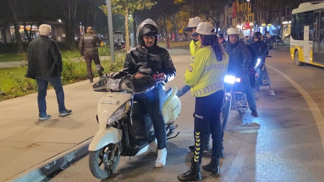 İnegöl'de motosikletlilere yönelik uygulama yapıldı
