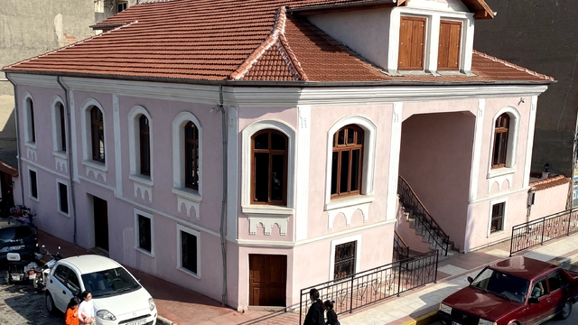 Milli mücadele ruhu tarihi evde yaşatılacak
Alaşehir Kongresi Müzesi 10 Kasım'da açılıyor
Tarihi bina 100. yaşını müze olarak karşılayacak