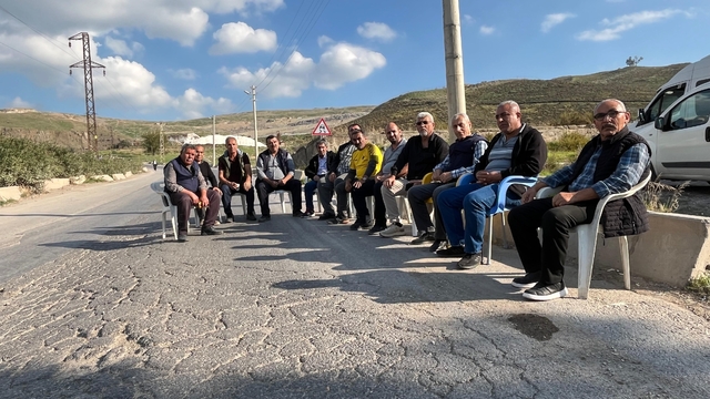 Harmandalı halkı Katı Atık Bertaraf Tesisi önünde nöbet tutuyor