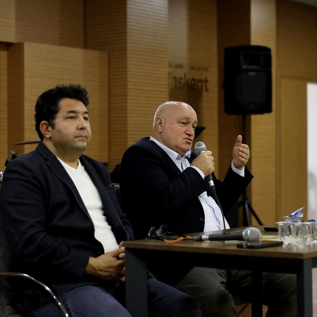 Prof. Dr. Taşağıl, Sakarya'da erken dönem Türk devletlerini anlattı