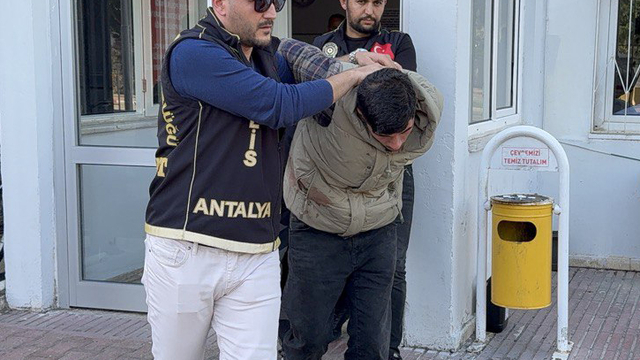 2 hafta sonra düğünü olan Tahsin, 'otel önünde içki içmeyin' diye uyardı, bıçaklanarak öldürüldü (3)