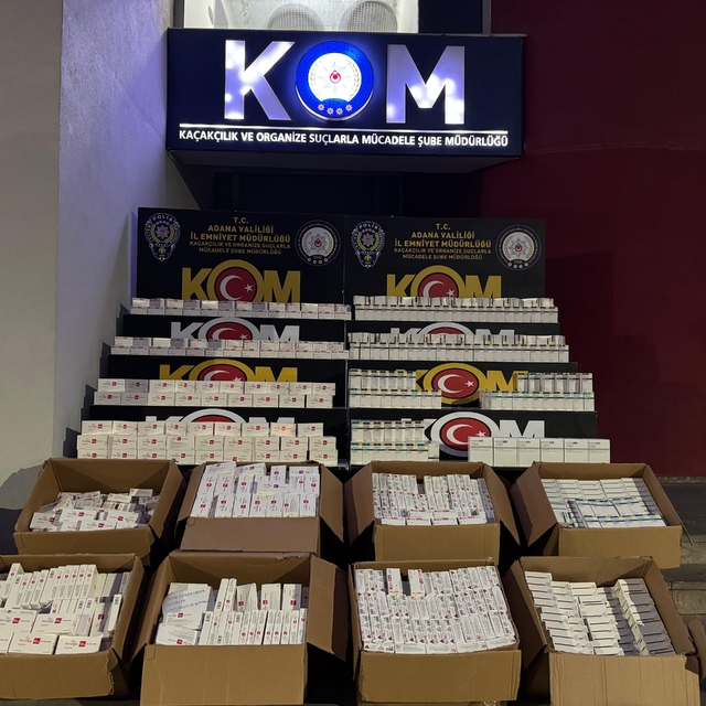 Adana'da bir depoda 107 bin 64 ilaç ele geçirildi