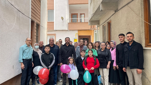 MHP Alaçam'dan tedavisi tamamlanan Talha Kağan'a geçmiş olsun ziyareti