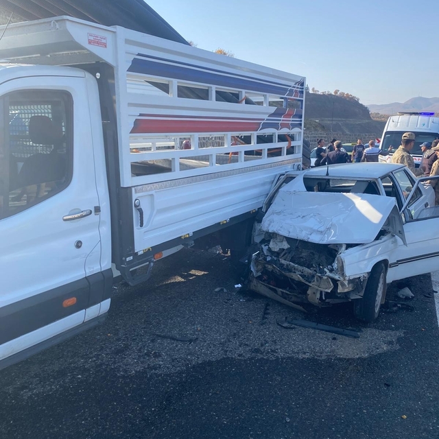 Solhan'da trafik kazası: 1 ölü, 3 yaralı