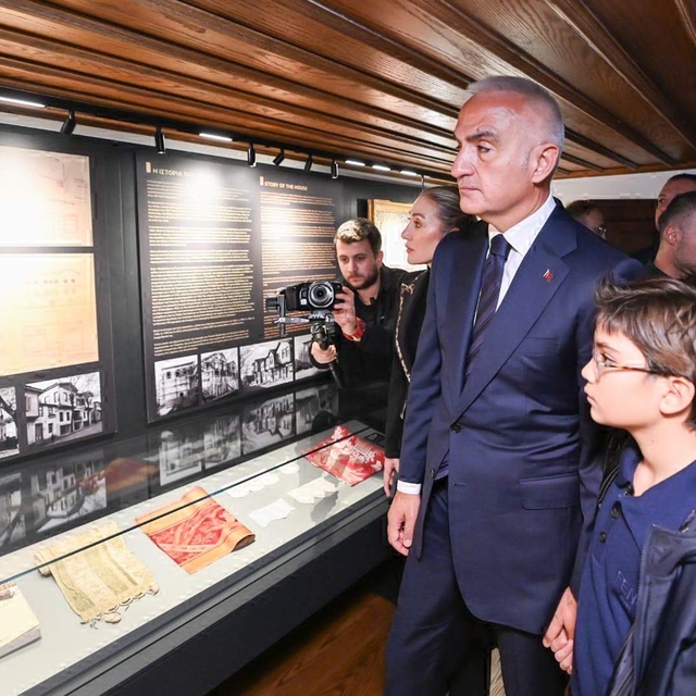 Restore edilen Atatürk'ün Selanik'te doğduğu ev, Bakan Ersoy'un katıldığı t...