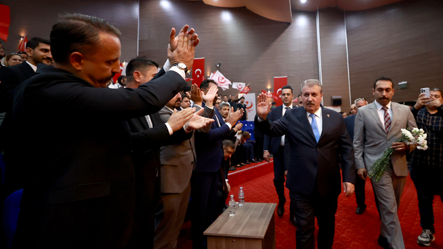 BBP Genel Başkanı Mustafa Destici partisinin Mersin İl Kongresi'nde konuştu: