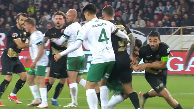 Arca Çorum FK - Alagöz Holding Iğdır FK: 3-1