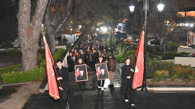 Tekirdağ'da Atatürk'ü Anma Günü dolayısıyla yürüyüş düzenlendi