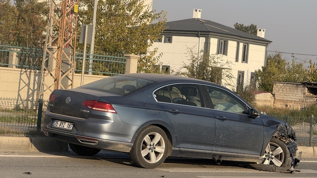 Iğdır'da maddi hasarlı trafik kazası