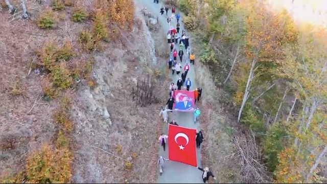 Osmaniye'de doğa severler Atatürk'ü yürüyüşle andı