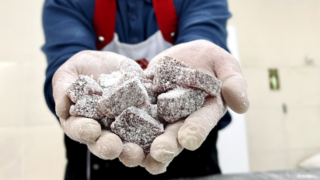 Edirne tava ciğerinin garnitürü acı biberi lokumla birleştirdi; ismini 'Dünya Hali' koydu