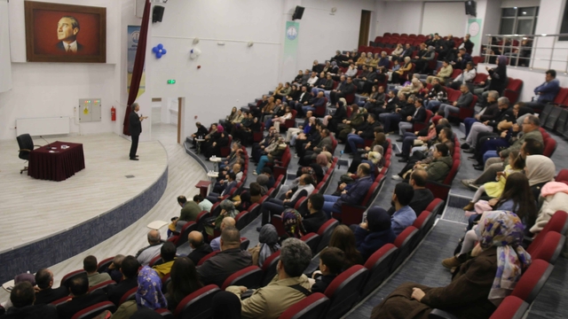 Kütahya'da "Veli Buluşması" programı düzenlendi