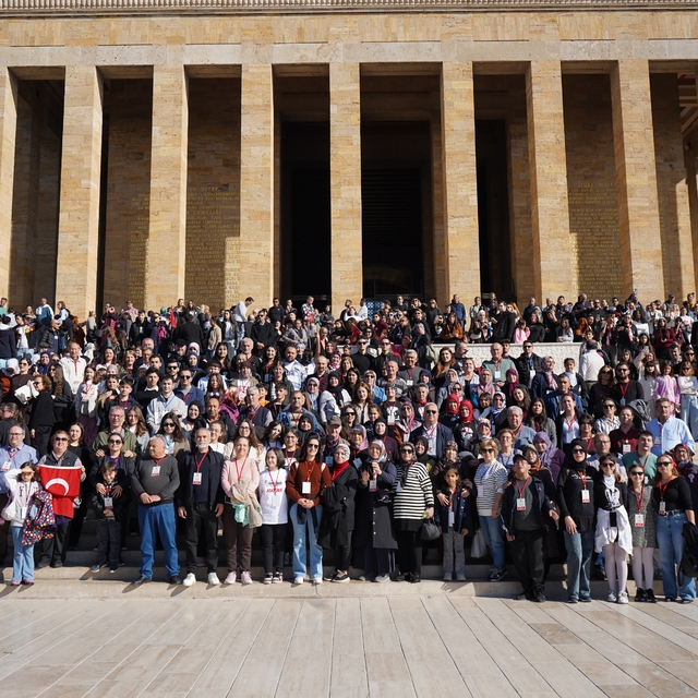 Yüzlerce Bilecikli anıtkabir ve tarihi yerleri ziyaret etti