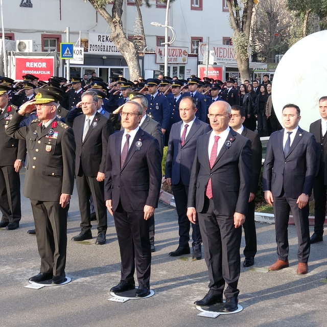 Malatya'da 10 Kasım Atatürk'ü anma töreni düzenlendi