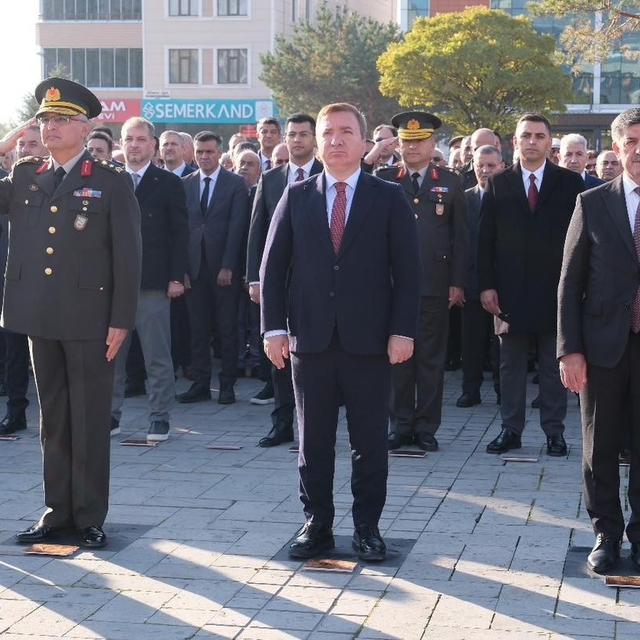 Erzincan'da 10 Kasım Atatürk'ü Anma Günü