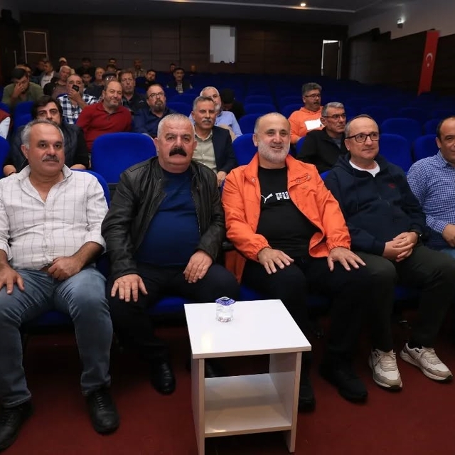 İncirliova'da deve sağlığı konuşuldu