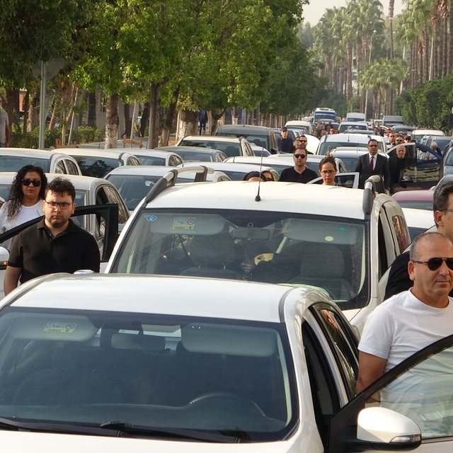 Atatürk, ölümünün 87. yılında Mersin'de anıldı