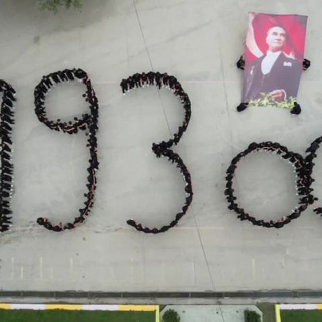 Amasya'da 300 öğrenciyle '10 Kasım' koreografisi