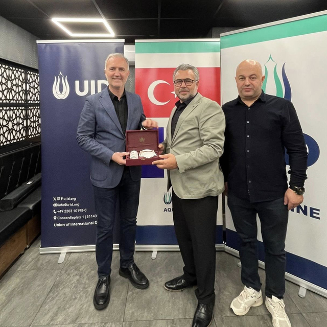 Cenon'da dostluk pekişti