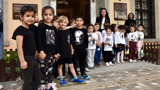 Atatürk'ün Antalya ziyaretlerinde konakladığı ev, Büyük Önder'in hatıralarını müze olarak yaşatıyor