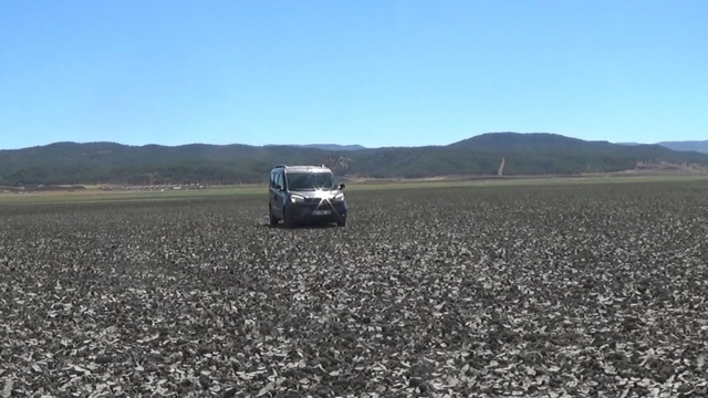 Tahtalı Barajı'nda su seviyesi yüzde 6'ya düştü; kuraklık dronla görüntülendi