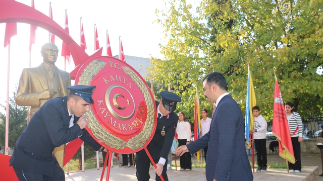 Büyük Önder Atatürk'ü anıyoruz