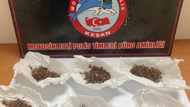 Edirne'de uyuşturucuyla yakalanan 2 şüpheli gözaltına alındı