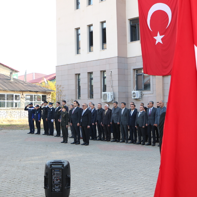 Büyük Önder Atatürk ebediyete intikalinin 87. yılında Karlıova'da anıldı