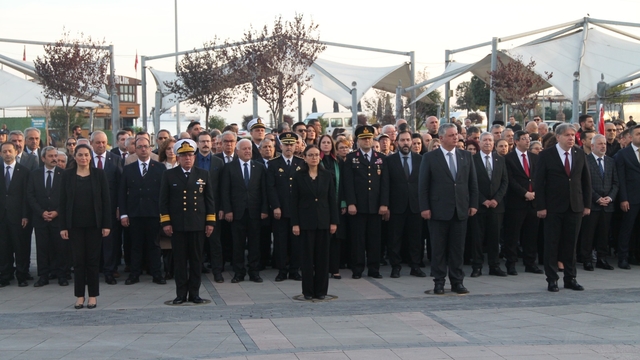 Büyük Önder Atatürk ebediyete intikalinin 87. yılında Yalova'da anıldı