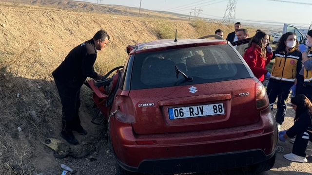 Kırşehir'de kamyonla çarpışan otomobilin sürücüsü öldü