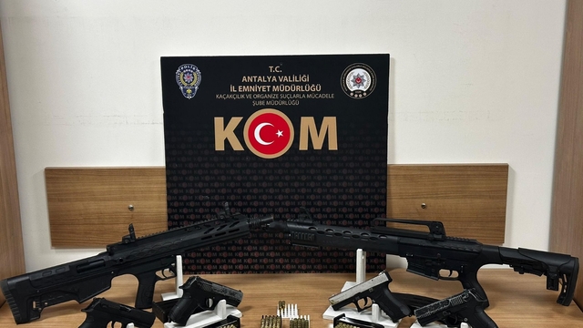 Antalya'da kaçakçılık ve organize suçlarla mücadele sürüyor