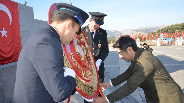 Sarıkamış ve Kağızman'da Atatürk'ü Anma Günü dolayısıyla tören düzenlendi