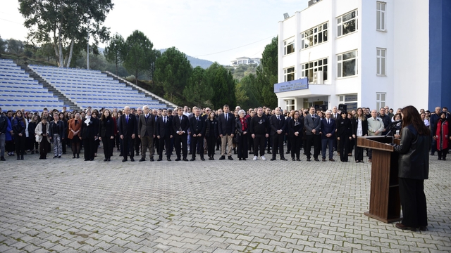 MCBÜ'de Atatürk'ü anma programlarına yoğun ilgi
