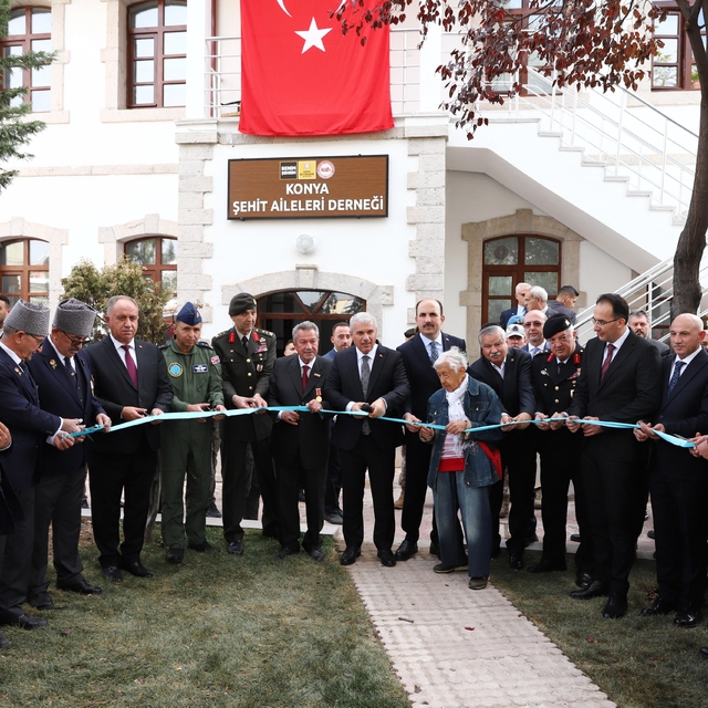 Konya Büyükşehir tarafından yenilenen Şehit Aileleri Derneği binasının açıl...