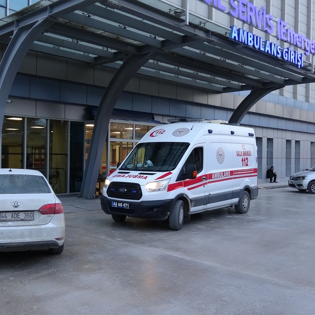 Tabahcayla deneme atışı yaparken kazara kendini vurdu