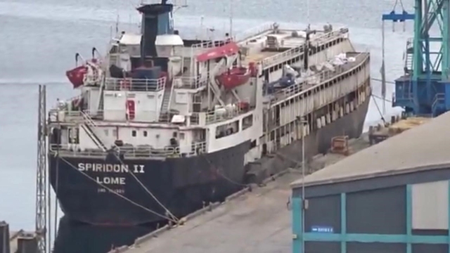 Susuzluktan boru yalayan inekler
Bandırma Limanı'nda utanç tabloları