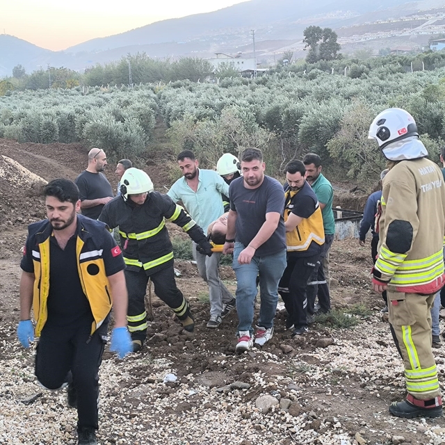 Otomobil zeytin bahçesine uçtu: 1 yaralı