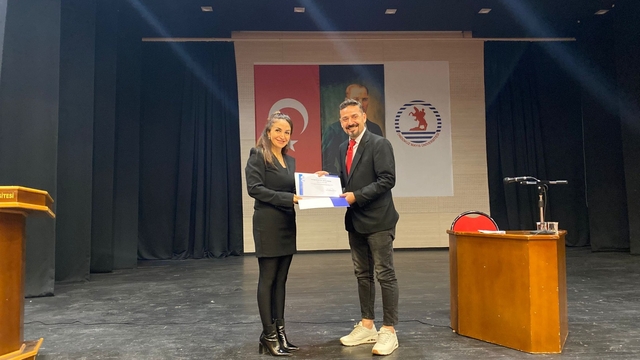 Anadolu Ajansı muhabiri İlyas Gün öğrencilerle buluştu